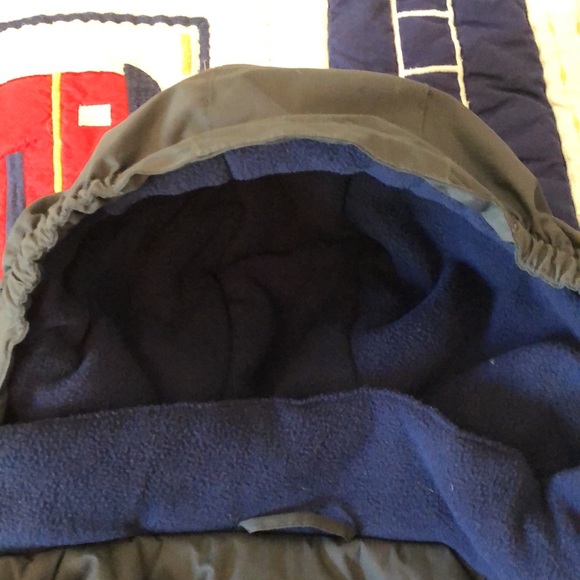 Mountain Warehouse ski jacket size 3-4 toddler - Picture 3 of 7